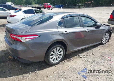 2019 Toyota Camry Le from USA, damaged, VIN 4T1B11HK1KU205657